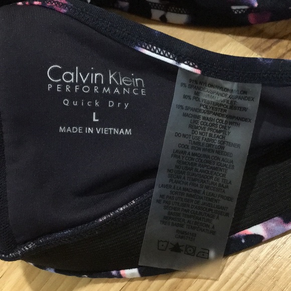 Performance top - Picture 4 of 4